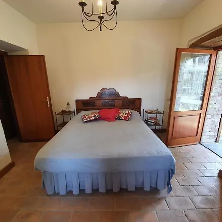 In Rotecastello Mit Grill, Terrasse Und Garten بيت للعطل San Venanzo